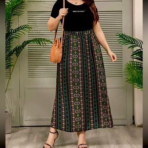 SHEIN - Plus Size Geo Print A - Line Skirt